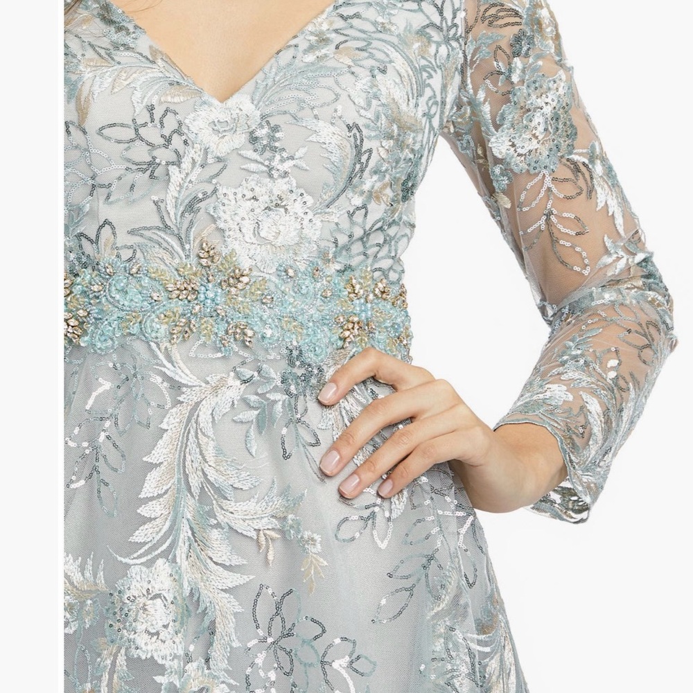 Mac Duggal Sterling Size 8